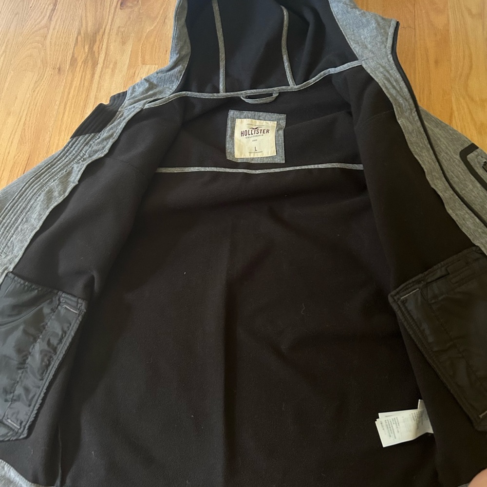 Hollister mens size large jacket